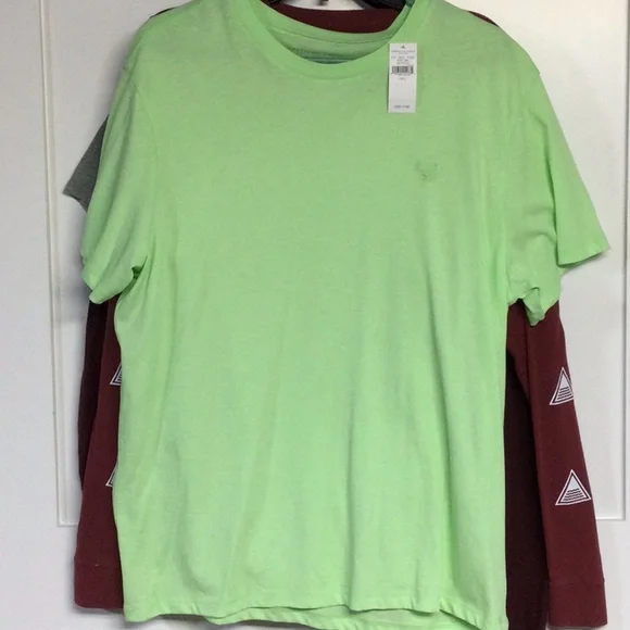 Branded 5 Shirt Bundle - American Eagle- Abercrombie- Hollister Save on Shipping - Picture 6 of 6